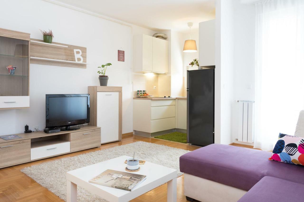 Cute And Sunny Studio In Zagreb With Balcony & Free Parking Exterior foto