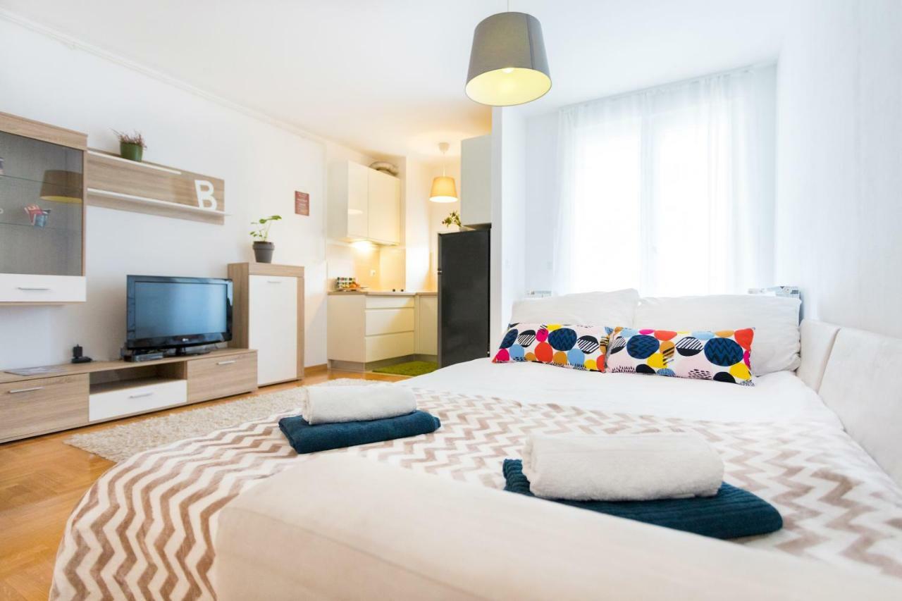 Cute And Sunny Studio In Zagreb With Balcony & Free Parking Exterior foto